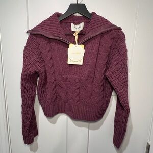 Knit Pink Rose Women's V-Neck Sweater with Zipper in a Deep Mauve Size medium